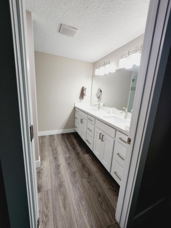 3 Bed 2 Bath Full Accessible Townhome In Heart Of Slc South Jordan Exterior photo